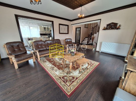 Casă singur &icirc;n curte &ndash; Corunca &ndash; Zona Pensiunea Cor...