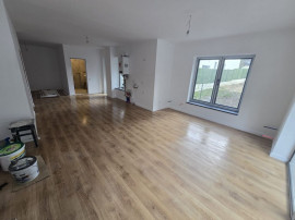 Apartament cu 2 camere 48,90 mp + 21,90 mp terasele + loc...