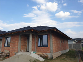 Casa noua in Cihei, aproape de centura Oradiei
