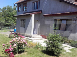 Casă cu etaj de v&acirc;nzare &icirc;n Ghimbav, Brașov &ndash; zonă li