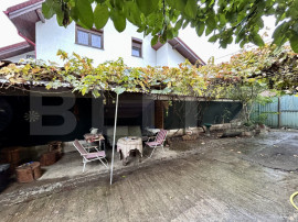 Casa cu 3 camere si atelier mecanic, 100 mp, zona Republicii