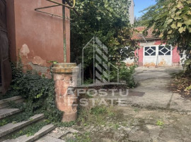 Casă individuală în zona Modern