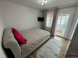 Ap 3 cam, 2 bai, parcare proprie, renovat, ultracentral - Pi