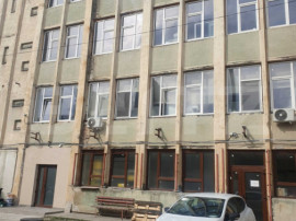 Clădire mixtă: parter + 3 etaje + terasă | Bartolomeu, Br