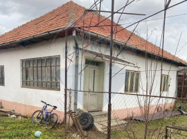 REZERVAT! Casa din inima Subcarpaților &mdash; comuna Cislau...