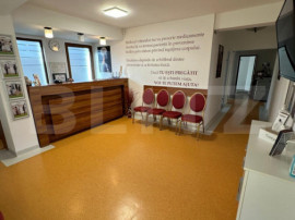 Spatiu comercial, 90 mp, parcare, zona &Icirc;ntre Lacuri