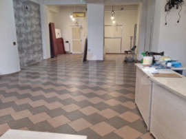Spațiu comercial de &icirc;nchiriat - Zona Bradet