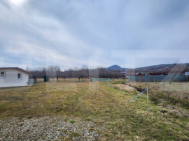 Teren extravilan, 20 de arii, Valea Rusului, pretabil pentru