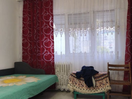 PODU ROS In spate la magazin JAMBO- garsoniera mobilata