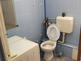 Brancoveanu decomandat etaj 5 stradal