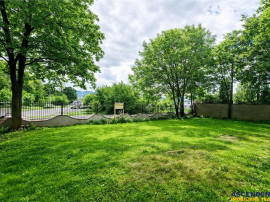 Vila impetuoasa pe 700mp teren:Spatiu versatil pentru locuin