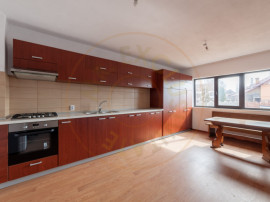 La 2 min de Campulung Muscel &ndash; 344 mp utili+ teren 4.563 m