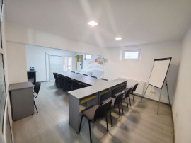 Spațiu comercial de 68mp de v&acirc;nzare &icirc;n zona Central/ s...