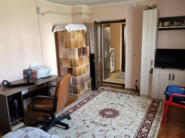 Exclusivitate apartament doua camere plus curte DNCB