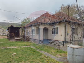 Casă de v&acirc;nzare &icirc;n G&acirc;rdani