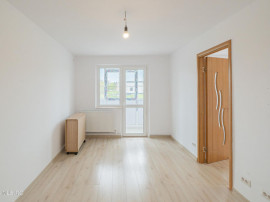 Apartament 3 camere zona Tomis III