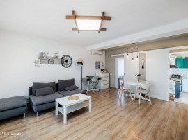 Inchiriere casa mica, cu suflet, la curte, Branesti-Islaz