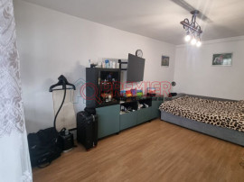 2 camere Piata Sudului -Str Emil Racovita - Parcare