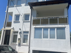 Casă Vladesti ( Vladuceni )