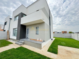 Vila individuala- 450mp teren- 4 camere- beci- Geamuri tripa