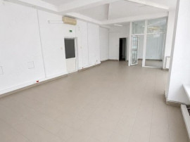 Zona P-ta Unirii sp 99 mp vitrina 10 ml ideal market