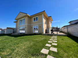 Casa/Vila 346 mp Izvor