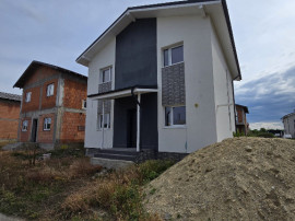 Vila Otopeni, drumul Garii Balotesti, aeroport, 3 camere, teren 330 mp