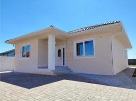 CASA INDIVIDUALA - GATA DE MUTAT - ZONA POPULATA