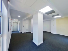 Birou modern de 38 mp l&acirc;ngă Consiliul Județean Arad
