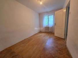 Apartament de 2 camere-etaj 2-Alexandru cel Bun