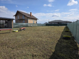 Teren Intravilan 700 mp Sanpetru