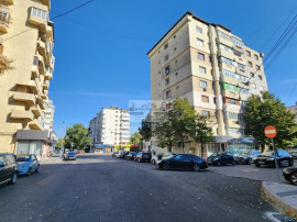Apartament Focsani/Central/Parter/Pretabil birou
