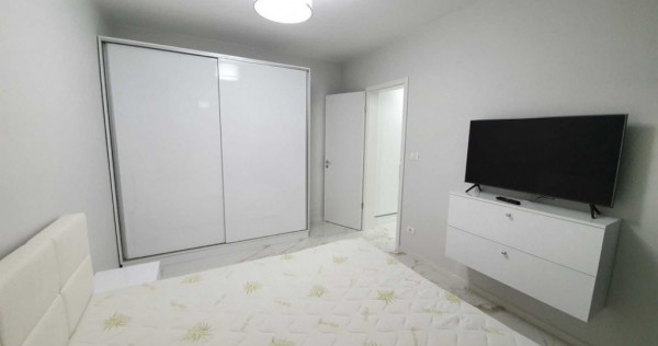Apartament 3 camere zona Micalaca 300