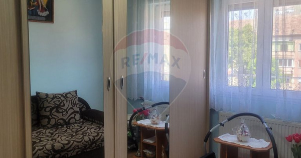 Apartament cu 2 camere de vânzare în zona Romanilor