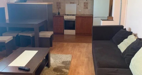 Apartament cu 2 camere semidecomandate Zona Centrala