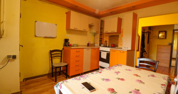 Apartament cu 3 camere in cartierul Vasile Alecsandri