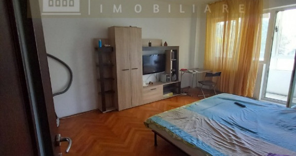 Apartament 3 camere, et 1/10 Deltei - 65000 euro