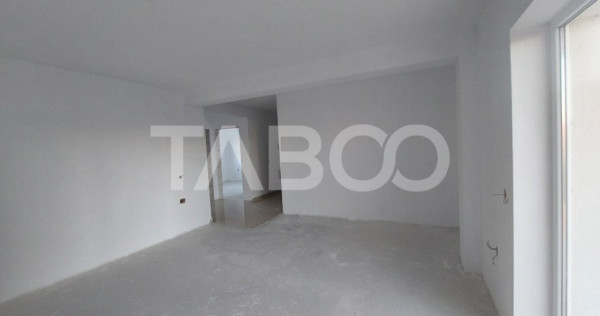 Apartament 3 camere 67 mpu terasa etaj intermediar parcare S