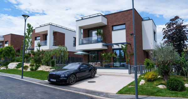 Vilă de lux pe malul Lacului Snagov | Marină privată | 177 mp utili