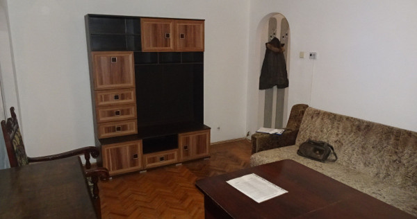 Apartament 2 camere semidecomandat in Deva, etaj 2, zona Marasti,