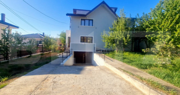 Casa 6 camere, 245mp, Bucium