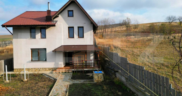 Casa 4 camere, 127mp, Letcani