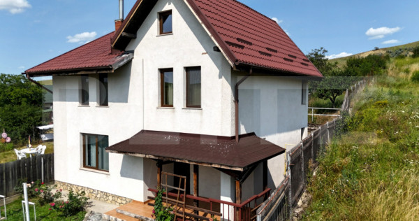 Casa 4 camere, 127mp, Letcani