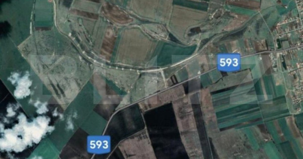 Teren arabil, 25 ha, Giulvaz-Foeni, front stradal 280 ml