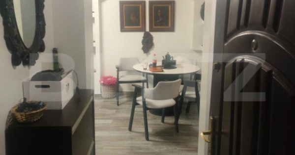 Apartament 3 camere parter,55mp, zona ultracentrala, oras Si