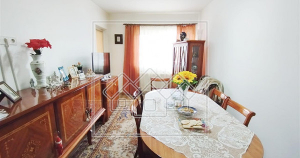 Apartament 3 camere - decomandat, reper Pictor Brana - Selim