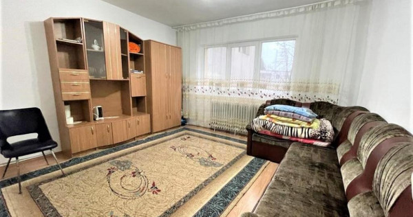 Apartament 3 camere semidecomandat MANASTUR