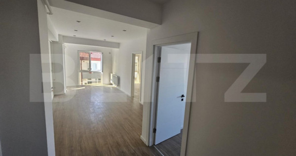 Apartament 3 camere, 54 mp, Bloc nou, Radauti