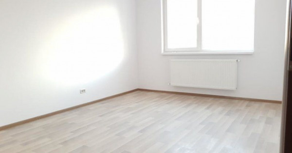 Apartament 3 camere, f pret redus langa metroi