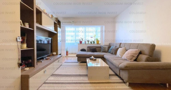 Apartament 3 camere si 2 bai, decomandat - zona Racadau.